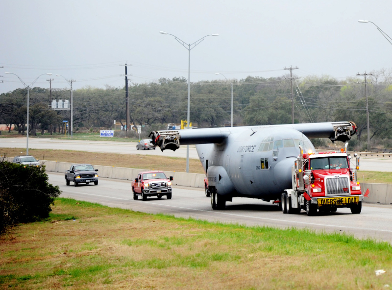 Illustration for article titled Behold the Weird Glory of Airplanes Driving on Roads